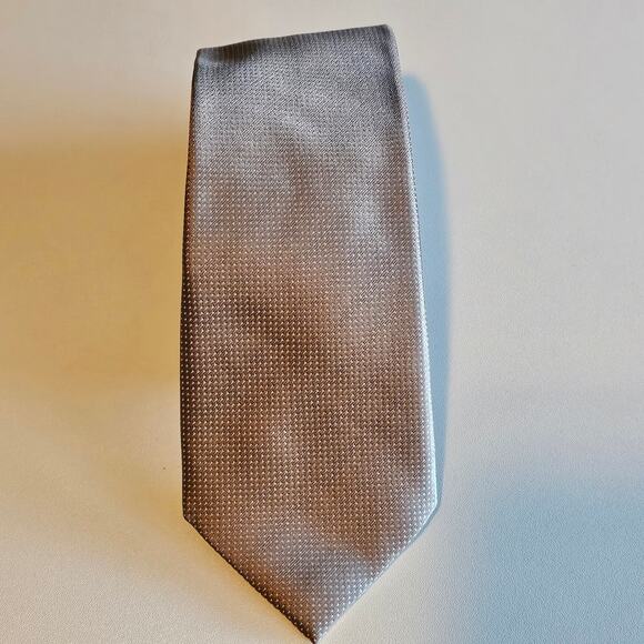 DKNY Men's Tie - Taupe Dotted Necktie - New with Tags - Picture 4 of 5